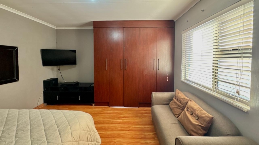 3 Bedroom Property for Sale in Parsonsvlei Eastern Cape